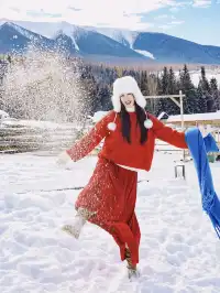 冬日雪地拍照個姿勢讓你美出圈