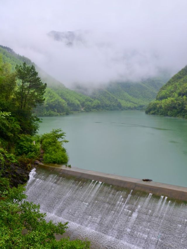 浙北大峽谷遊玩全攻略|懸崖秋千+玻璃吊橋嗨翻天 浙北大峽谷遊玩全攻略|懸崖秋千+玻璃吊橋嗨翻天