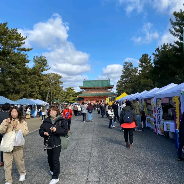 一月一回的京都岡崎公園手作市集