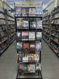 แนะนำ “ร้านหนังสือต่างชาติมือสอง” ที่ถนนข้าวสาร