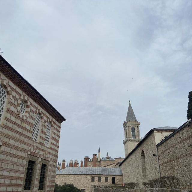 Unveiling Majesty: Discovering Topkapi Palace