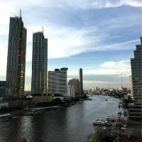 Bangkok: Where Tradition and Modernity Collid