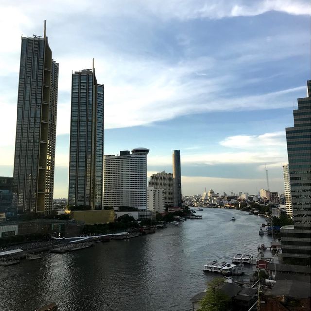 Bangkok: Where Tradition and Modernity Collid