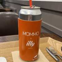 【韓国ソウル・明洞】素材にこだわったドリンクとスイーツ「MOMMO COFFEE（モンマカフェ）」