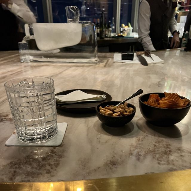 【タイ】ラグジュアリーホテルのバーで素敵な夜を✨