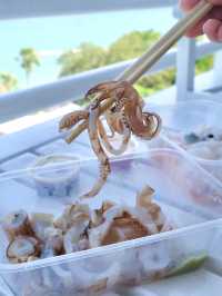 “ซาซิมิ หาดลับ” #พัทยา ที่ไม่ลับแล้วค่ะ🐙 