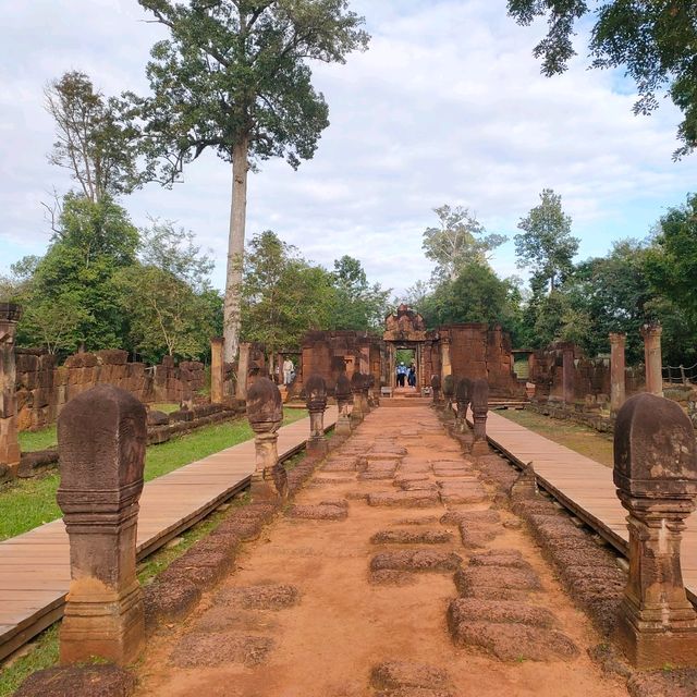 ปราสาทบันทายศรี 