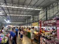 เดินตลาดนัดบุญอนันต์ ตลาดเย็นสงประภา ดอนเมือง