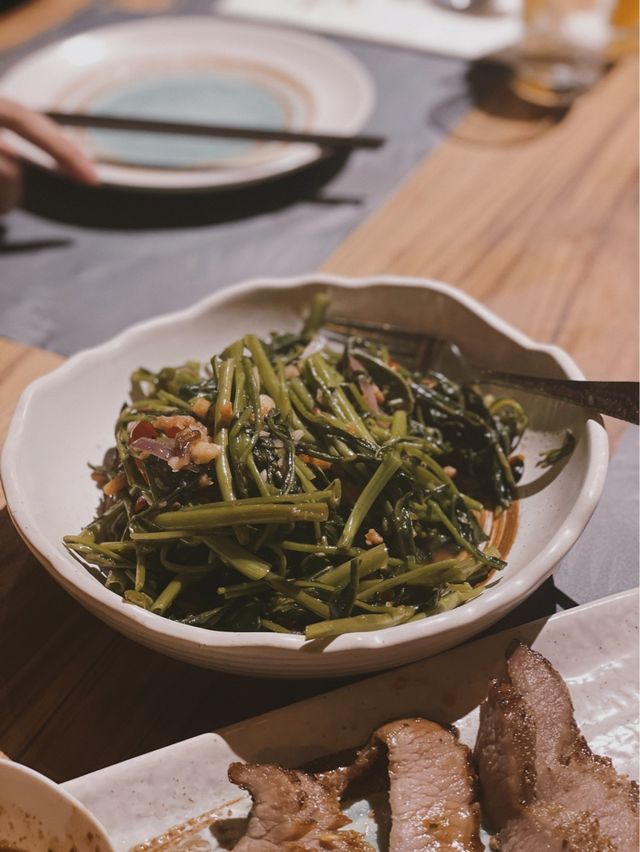 尖東人氣泰菜｜店內環境似足泰國SPA店