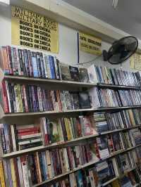 แนะนำ “ร้านหนังสือต่างชาติมือสอง” ที่ถนนข้าวสาร