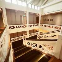 Stay in Singapore’s colonial-style hotel