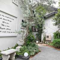 Siam Beach Resort HuaHin - ที่พักดีไซน์เก๋ติดทะเล