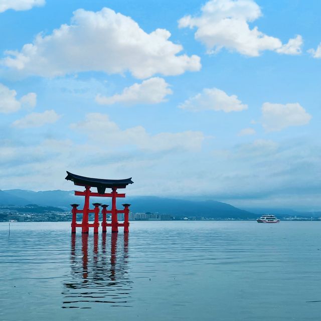 【世界遺産巡り】70年ぶりの大改修を終えた大鳥居を島内泊で堪能！