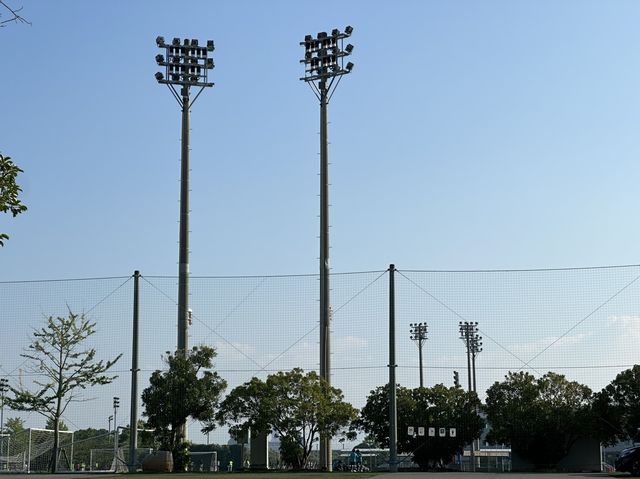 福岡・香椎。人工芝のグラウンドが4面あります『福岡フットボールセンター』