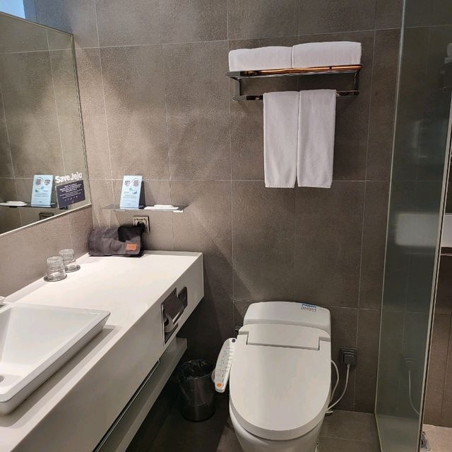 제주 호캉스 🏨 메종 글래드 제주 - 수영장 , 디럭스 트윈룸 , 베이커리 