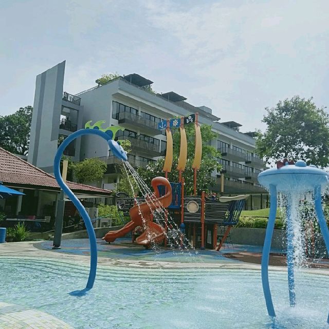 Idyllic Swim in Rustic Changi 