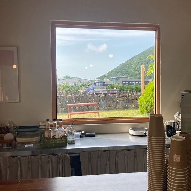 제주에서 까눌레를 맛보고 싶다면 카페 모뉴에트