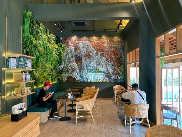 คาเฟ่อเมซอนหลวงพระบาง