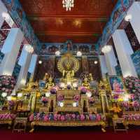 วัดชนะสงคราม วัดดังตั้งใจกลางถนนข้าวสาร