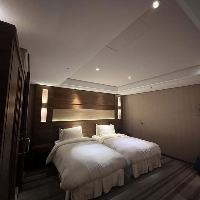Handicap Friendly Hotel near Taipei Metro