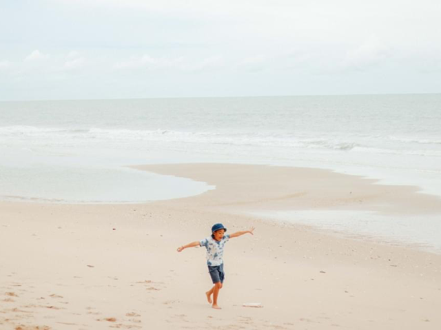 Eco Cozy Beachfront ที่พักสวยติดทะเลชะอำ