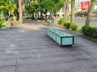 高雄前金-下棋乘涼走迷宮|中央公園|（像渡假村的超大型公園）