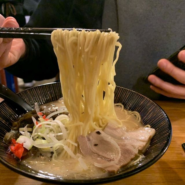 👨🏻‍🍳白鐘元的胡同餐館，日本拉麵店