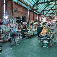 ตลาดน้ำตลิ่งชัน ตลาดน้ำในเมืองกรุง