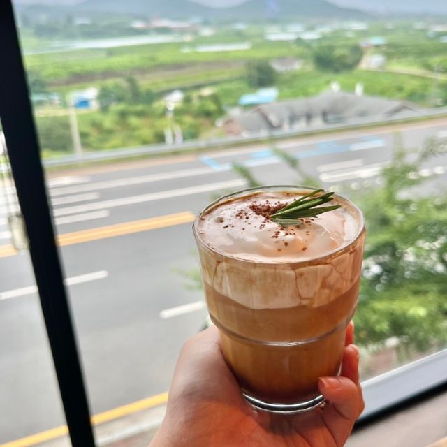 베이커리맛집 뷰좋은 진량 카페