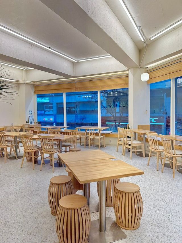 수원 영통감성카페 “카인드엉클”☕️