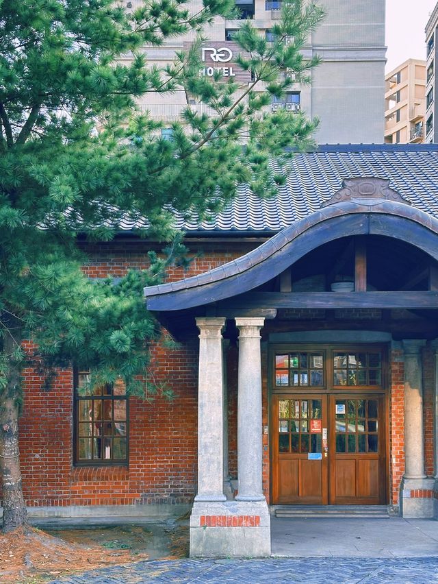 [台北] 萬華西門町的市定古蹟 日式風格的鐘樓與建築群-西本願寺