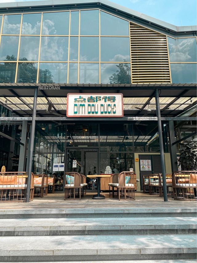 Feels like Christmas Town in Desa Parkcity 🇲🇾