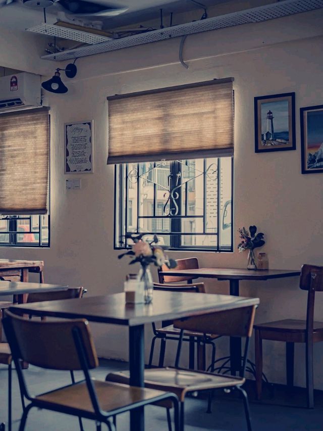 HIDEAWAY CAFE