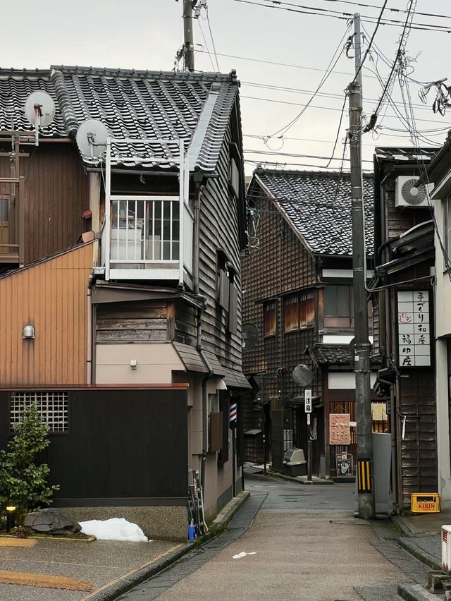 石川縣：日本的傳統藝術與自然美景交織之地🏯🌄