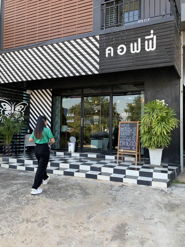 Butterfly coffee | Amphoe Muang Phichit