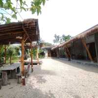 Mangrove Beach Cafe'