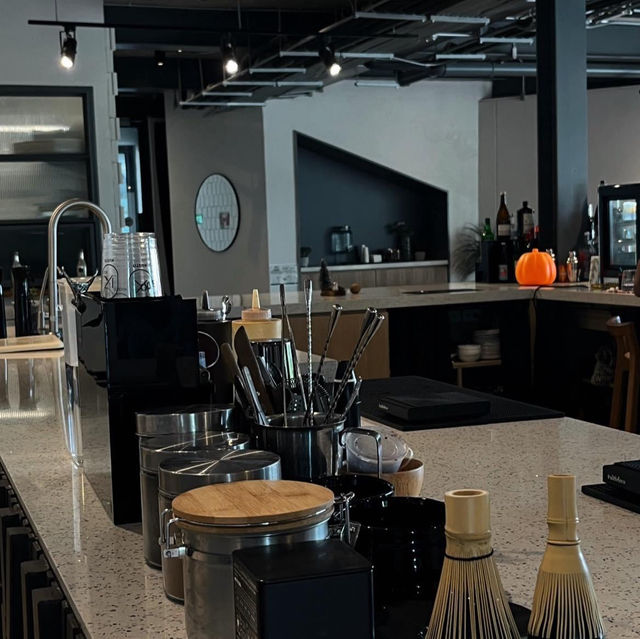 Cafe & Co Working Space