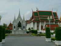 ลานพลับพลามหาเจษฎาบดินทร์