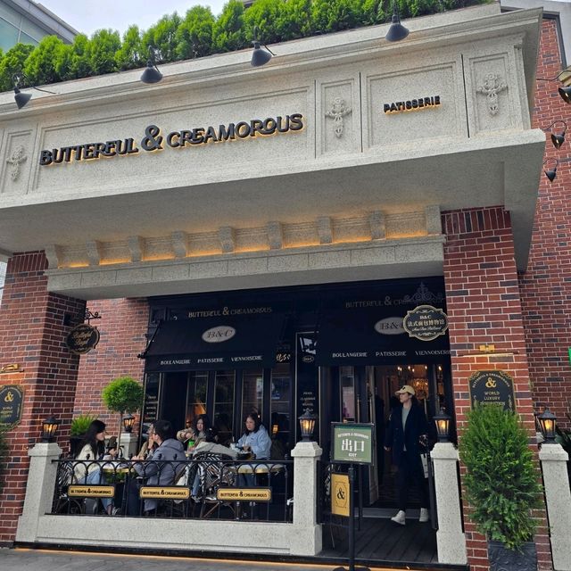 BUTTERFUL&CREMOROUS Shanghai