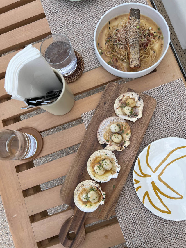 CASA MARE Beachfront Restaurant & Lounge หัวหิน 