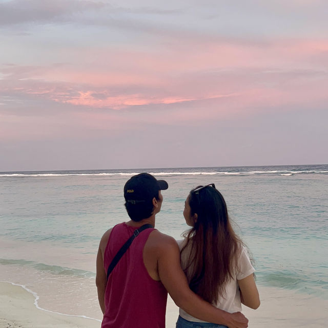 Maldives anniversary trip !