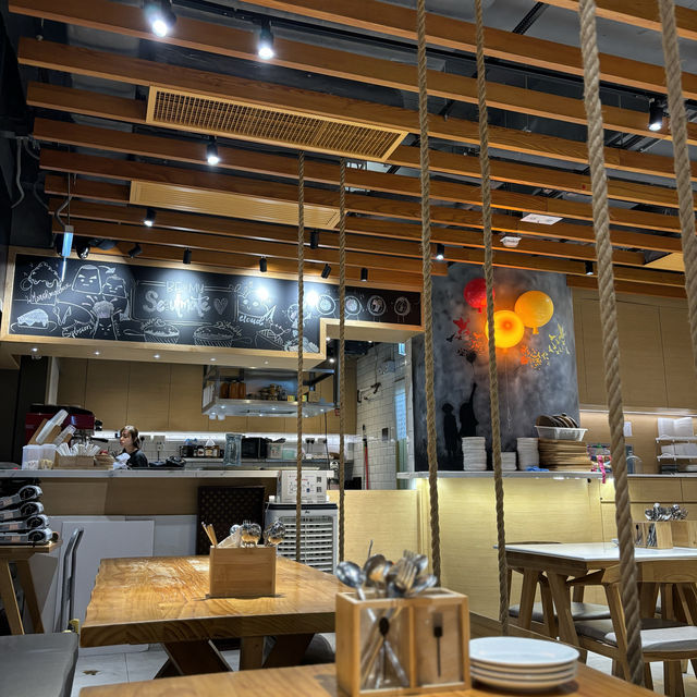 將軍澳韓式cafe 烤日本麻糬棉花糖窩夫$78