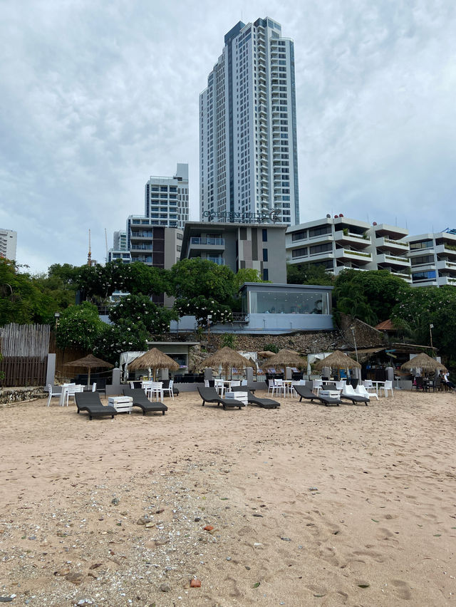Golden Tulip Pattaya Beach Resort