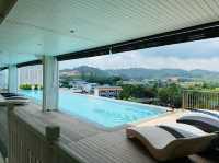 「泰國布吉Panphuree Residence -SHA Hotel」- 豐富早餐免費機場接送，無際泳池