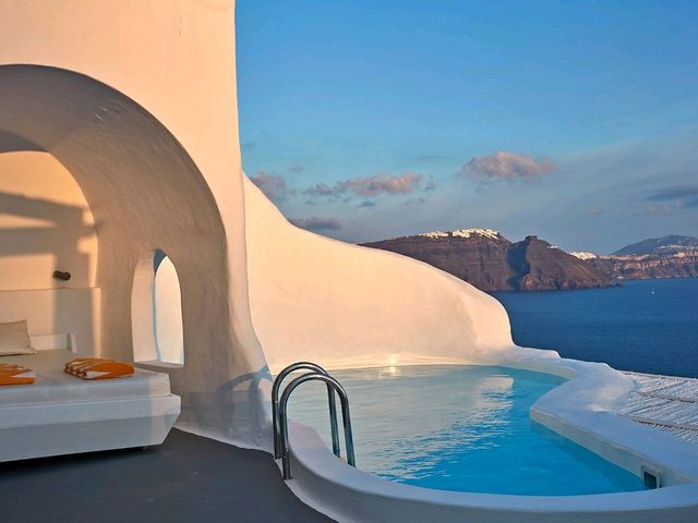 Luxury Stay in Santorini