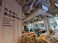 台南-圖書館內的烘豆實驗室：DYC.Coffee 打咖啡