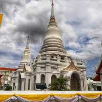 สักการะพระสิทธารถ ณ วัดพิชยญาติการามฯ