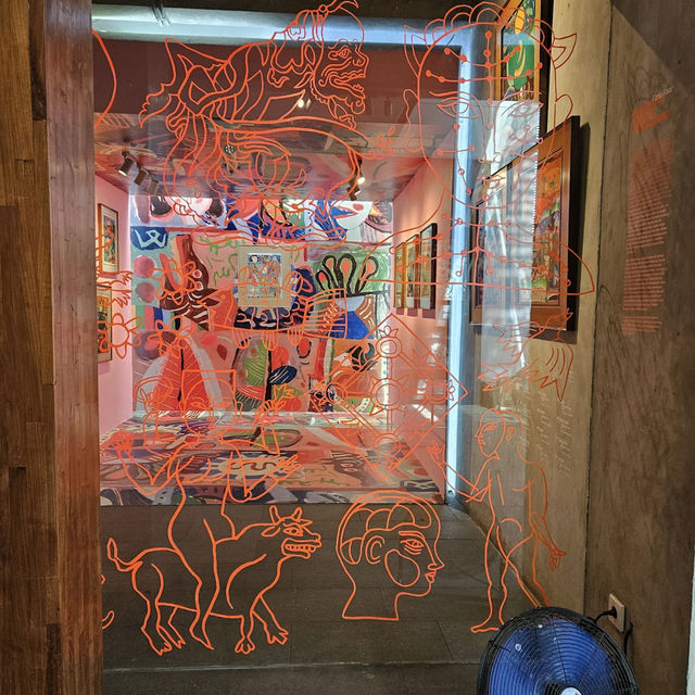 Artistic Vibes at Dia.Lo.Gue Artspace