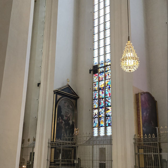 Munich’s Majestic Landmark