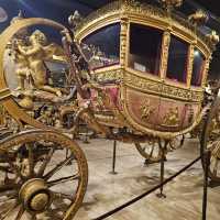 [ヴァチカン]ローマ市内の独立国ヴァチカンの美術館[ヴァチカン美術館]
